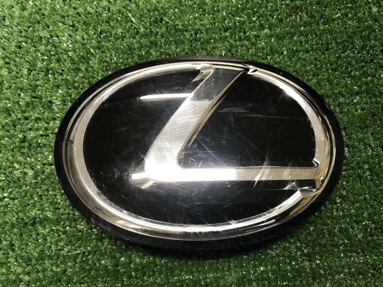 Эмблема решетки радиатора Lexus RX 4 (2019-2022)