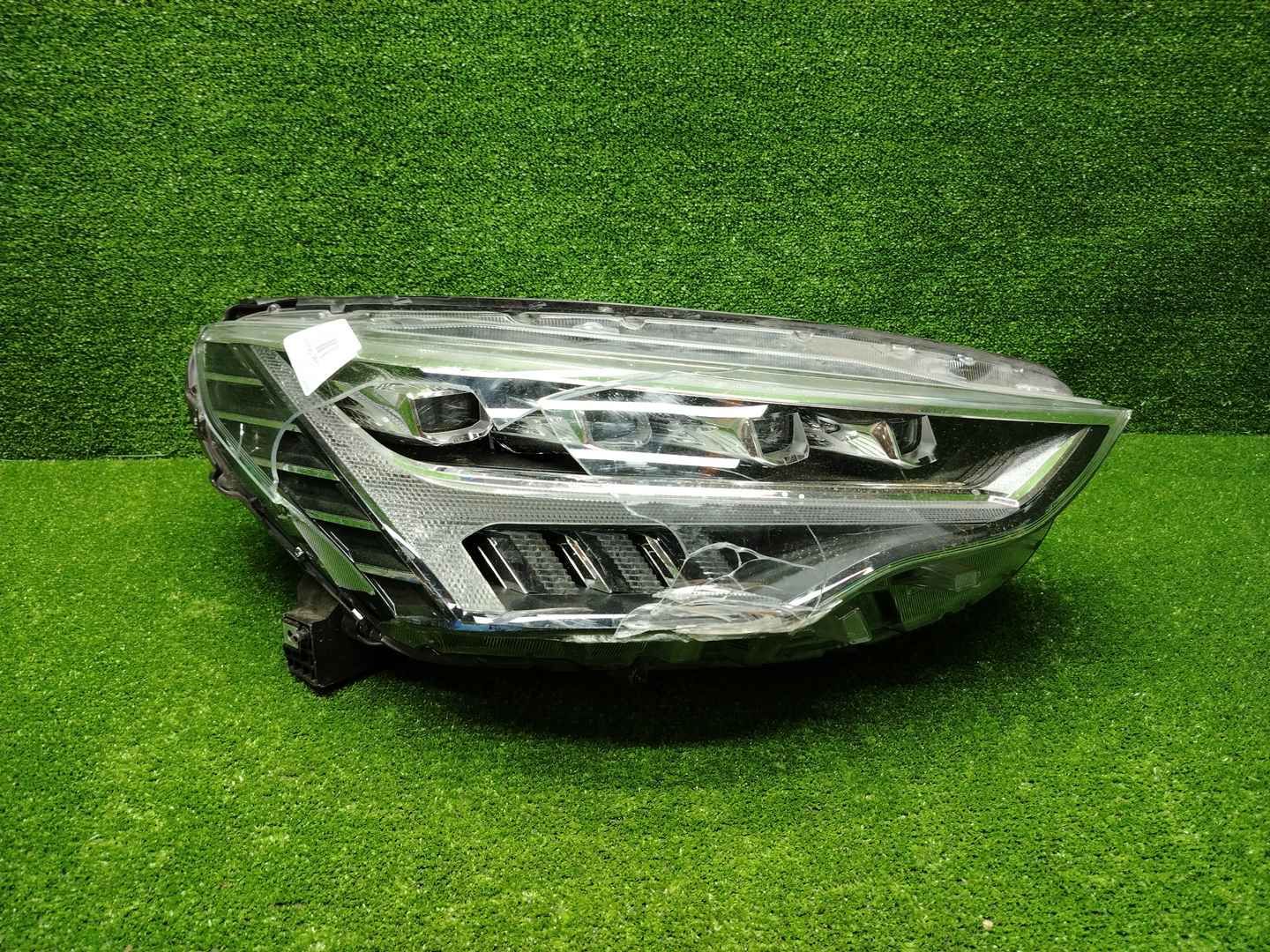 Фара правая Haval Jolion (2021-н.в.) LED