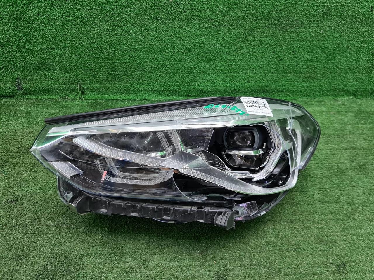 Битая Фара левая BMW X3 G01 (17-21) Adaptive LED