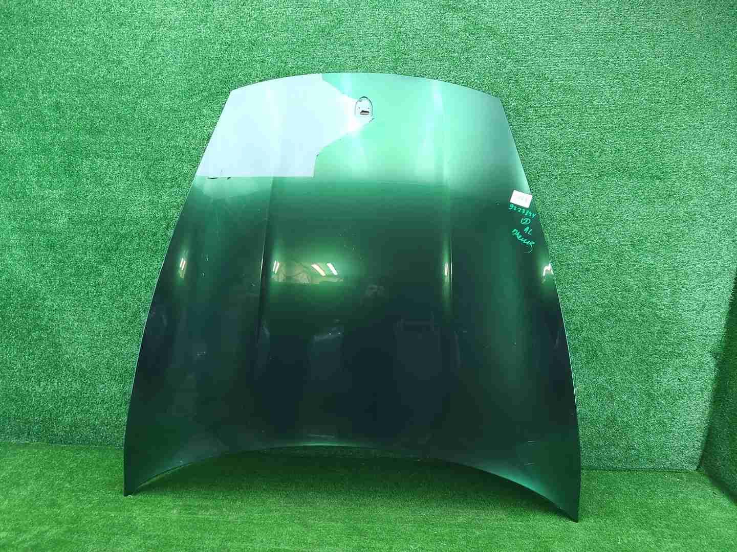 Капот Porsche Taycan (2019-2024)