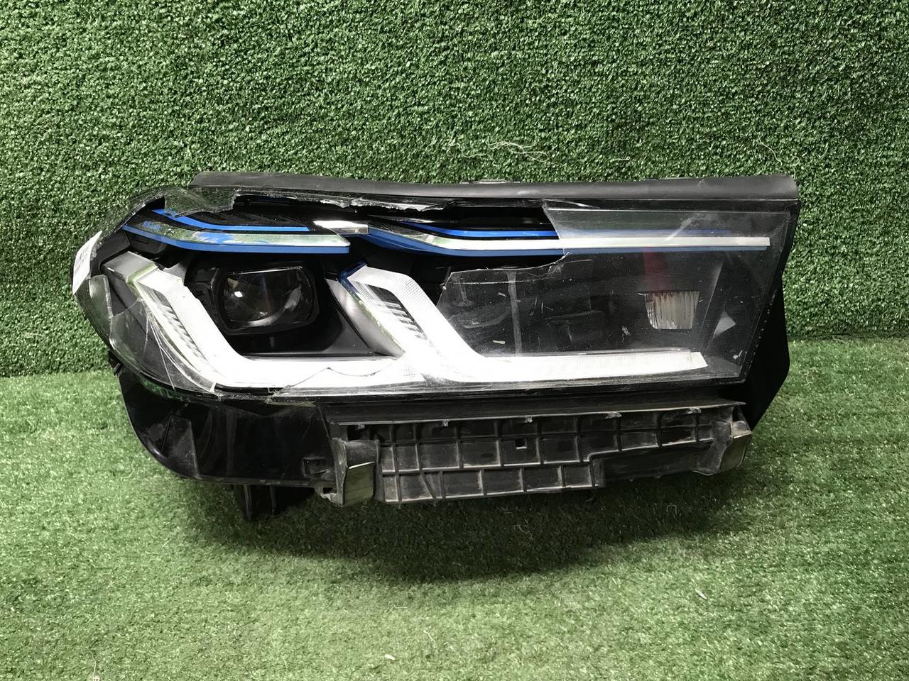 Фара правая BMW 6er G32 (2020-2023) Laser
