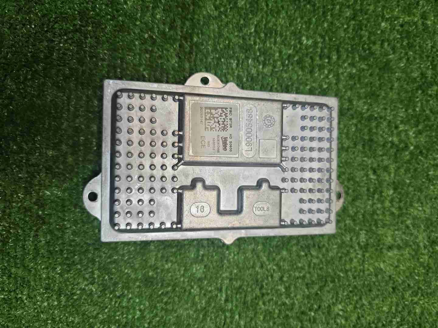 Блок управления LED фары Cadillac Escalade 4 14-20