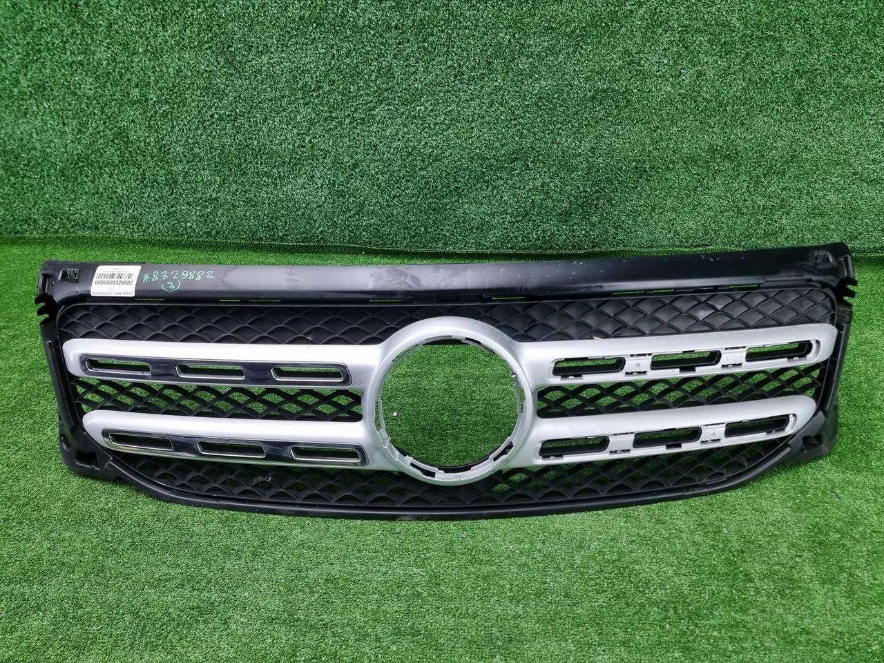 Решетка радиатора Mercedes GLB X247 (2019-2023)
