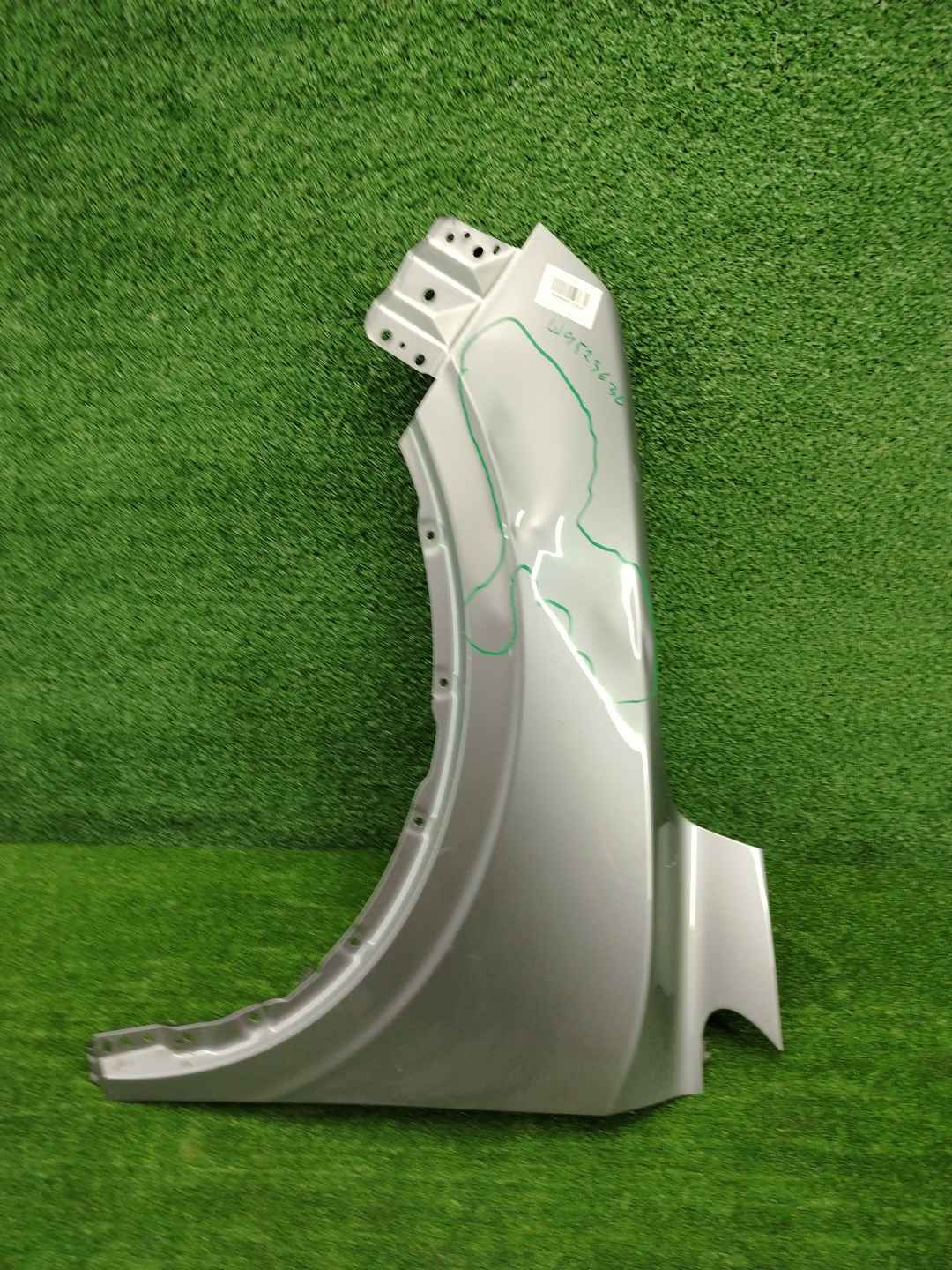 Крыло переднее левое Geely Coolray (2019-2024)
