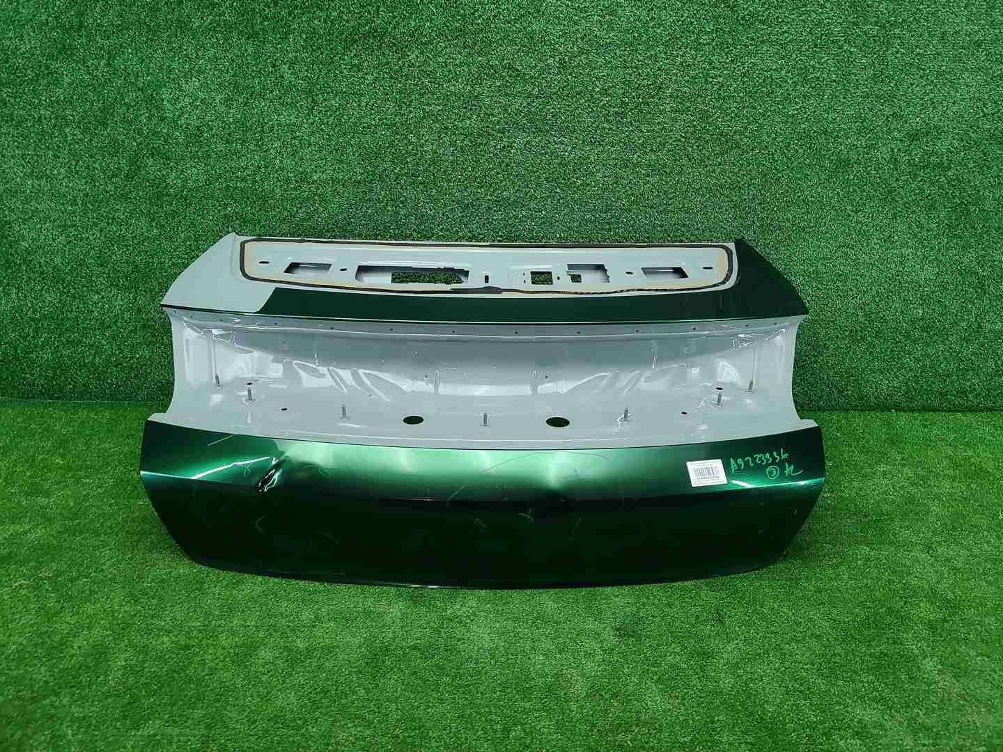 Крышка багажника Porsche Taycan (2019-н.в.)