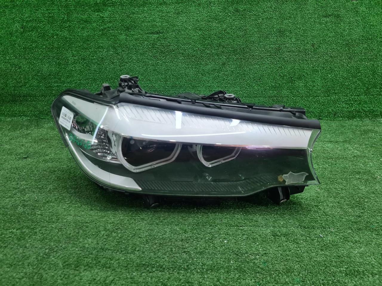 Фара правая BMW 5er G30 (2017-2020) LED