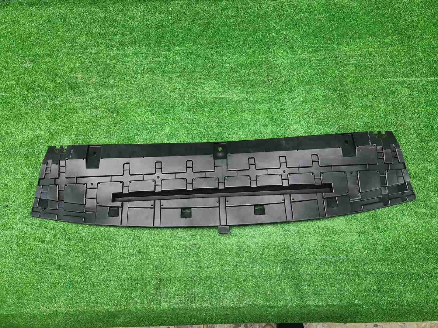 Пыльник переднего бампера Chery Arrizo 8 (22-нв)