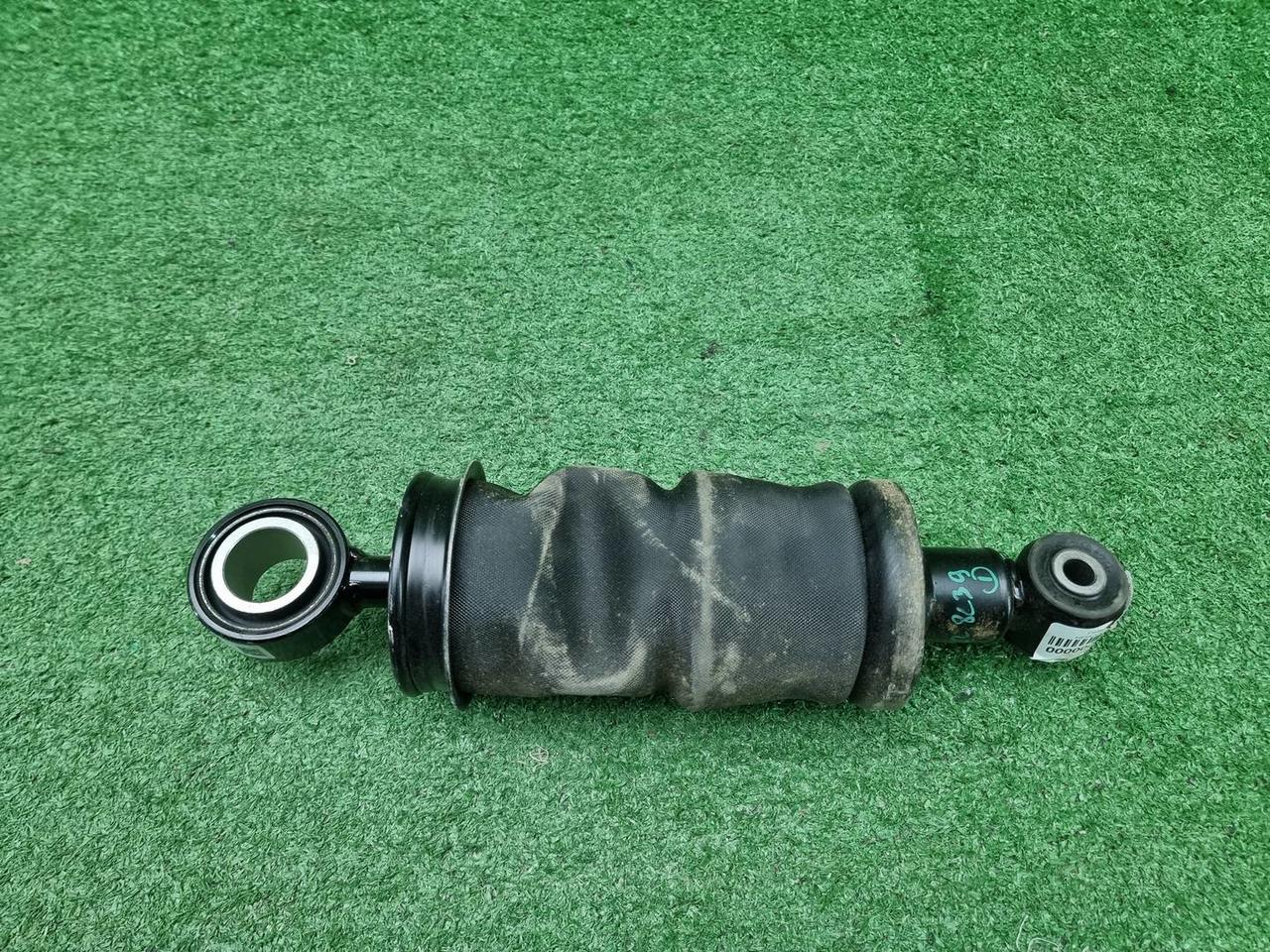 Амортизаторы кабины передний FAW J7 (2023-н.в.)