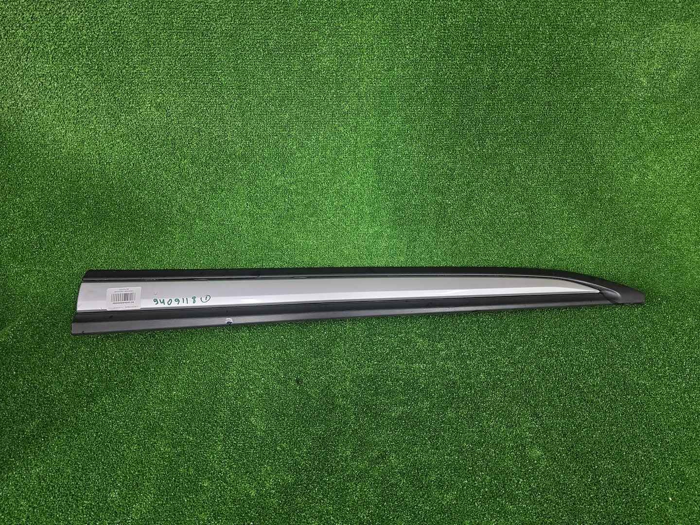 Накладка двери передняя Mitsubishi Outlander 3 15-