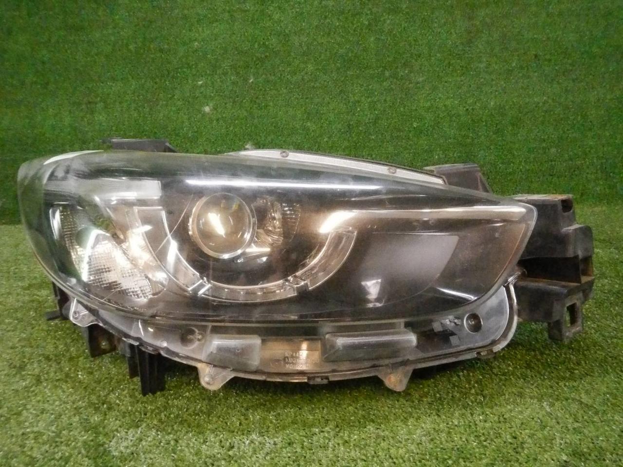 Фара правая Mazda CX-5 (2015-2017) LED