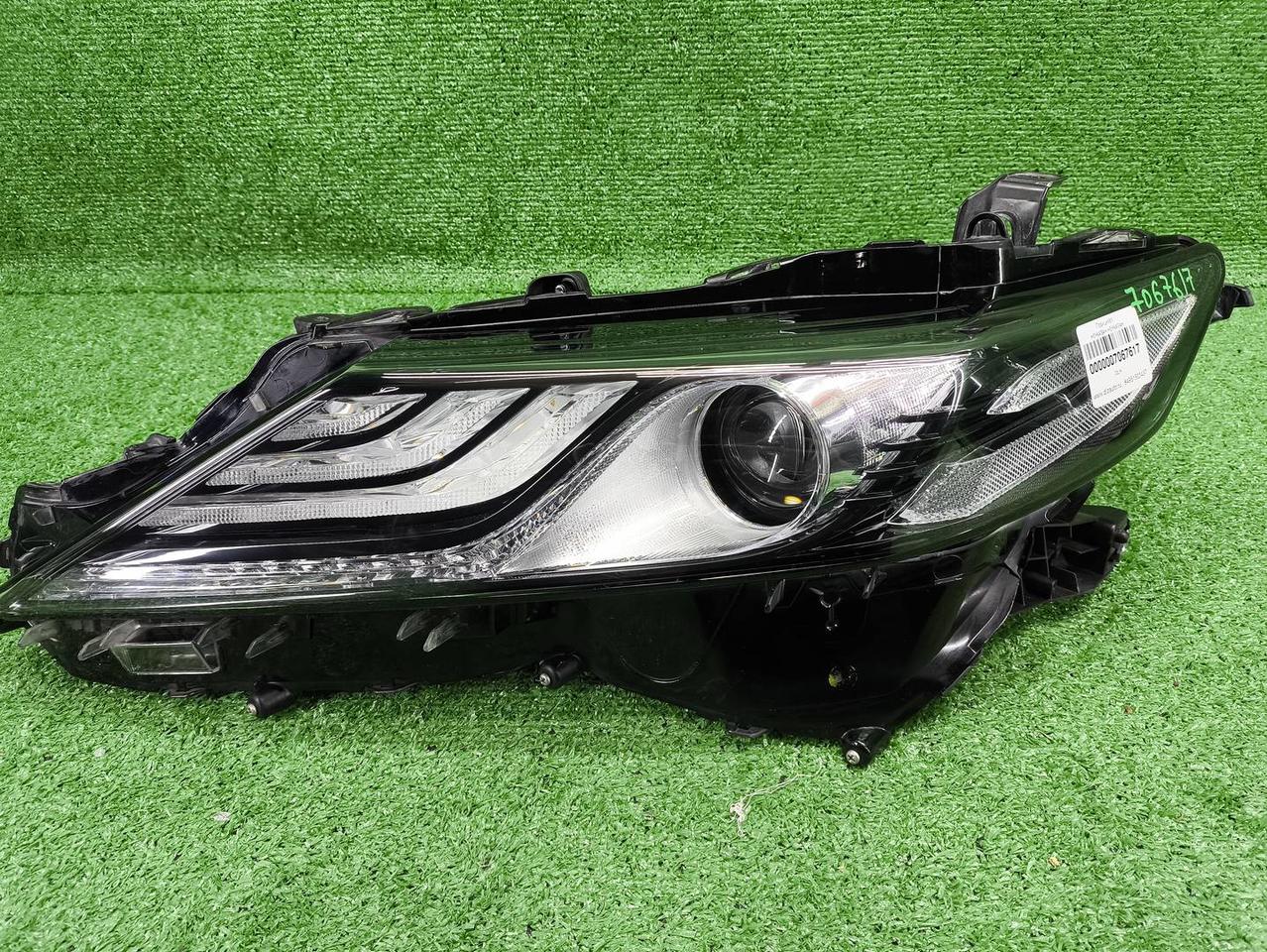 Фара левая Toyota Camry xv70 (2020-н.в.) LED Black