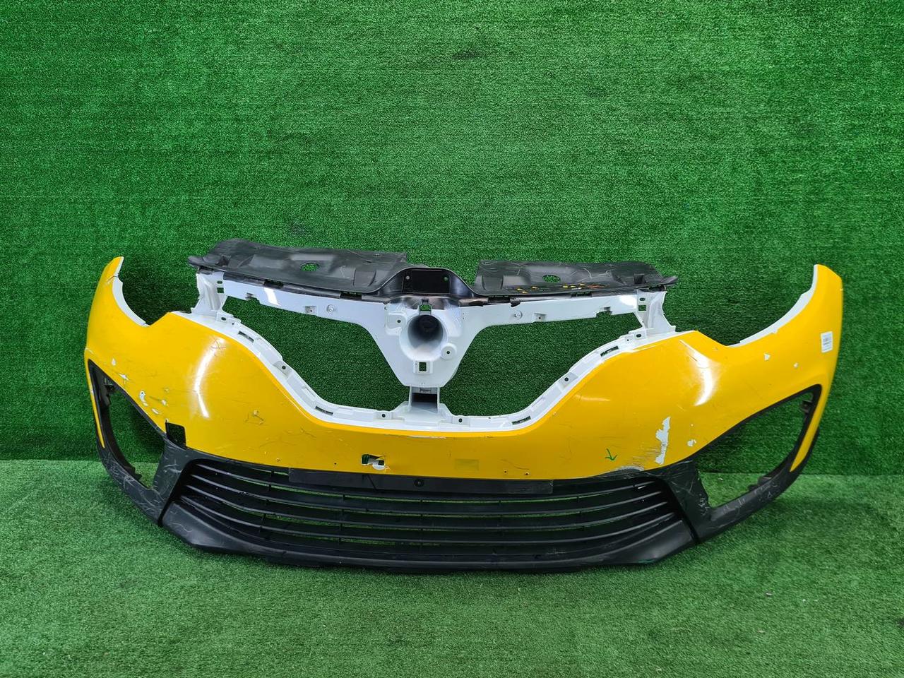 Бампер передний Renault Kaptur (2016-2022)