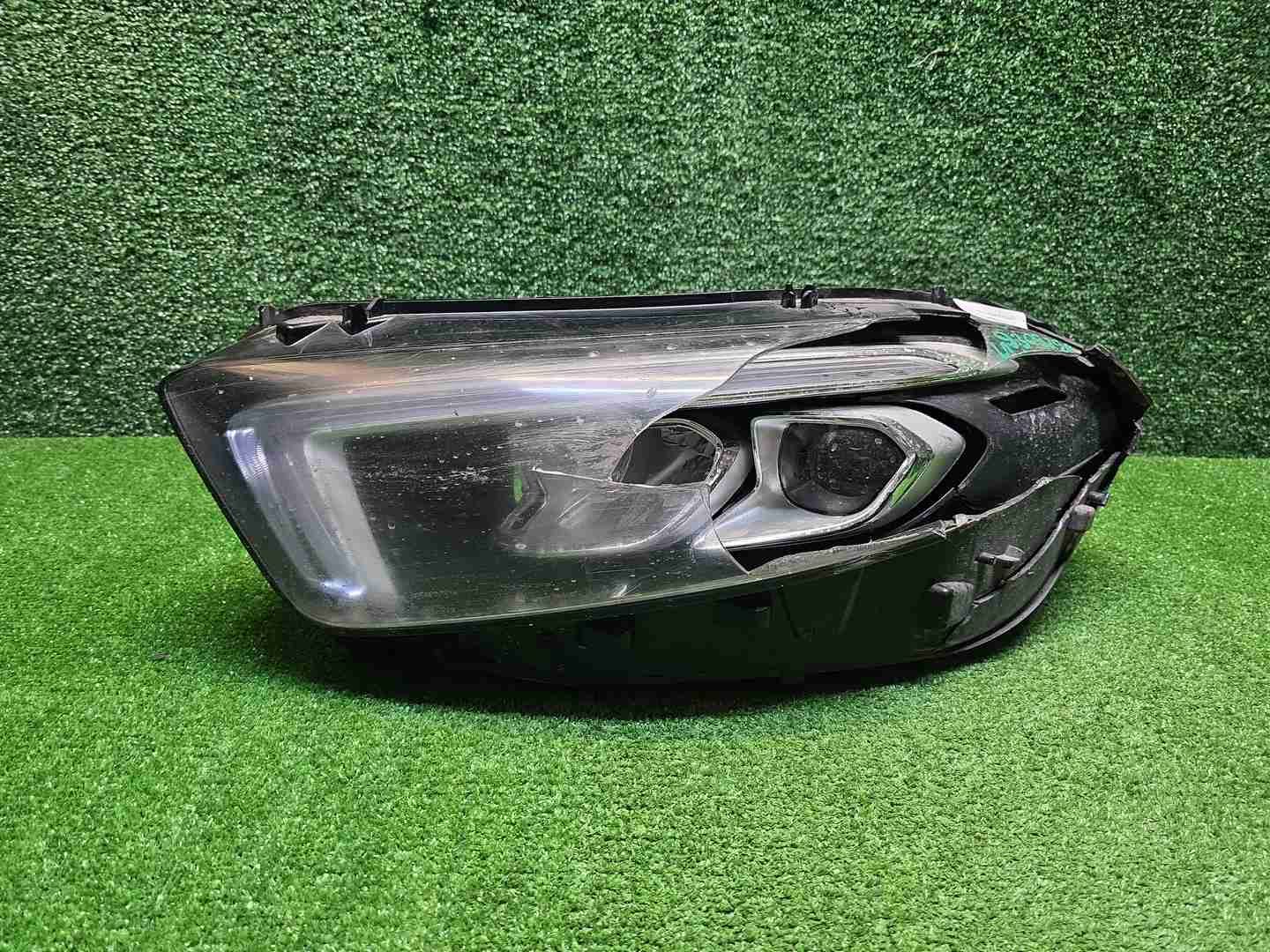 Битая Фара левая Mercedes A W177 (2018-2022) LED