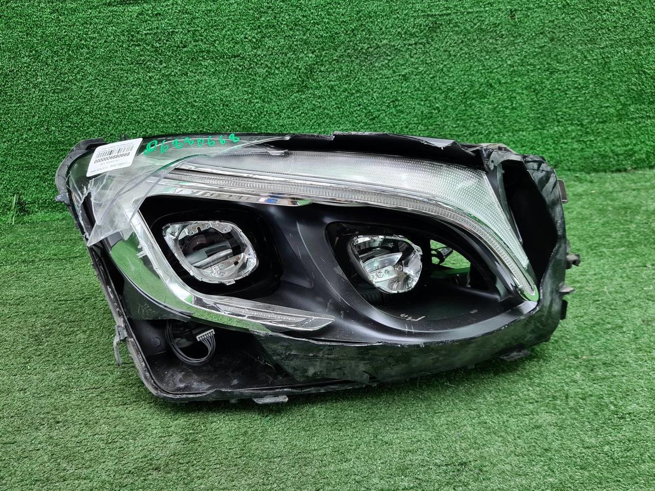 Битая Фара правая Mercedes GLC X253 (15-19) LED