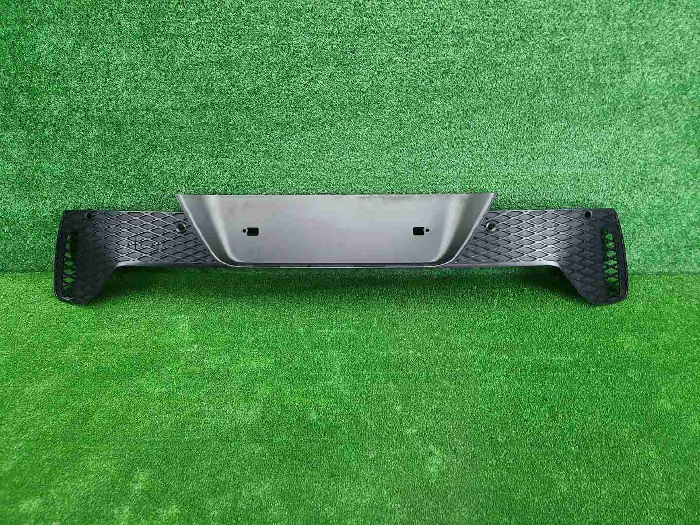 Накладка заднего бампера Genesis GV70 (2020-2024)