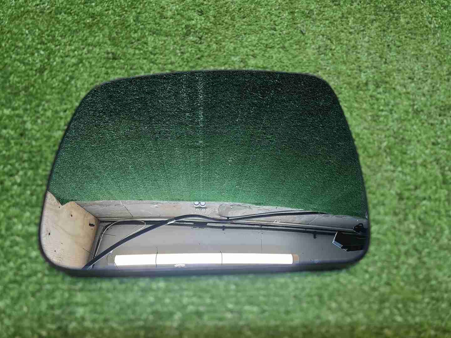 Зеркальный элемент левый LR Freelander 2 (10-14)