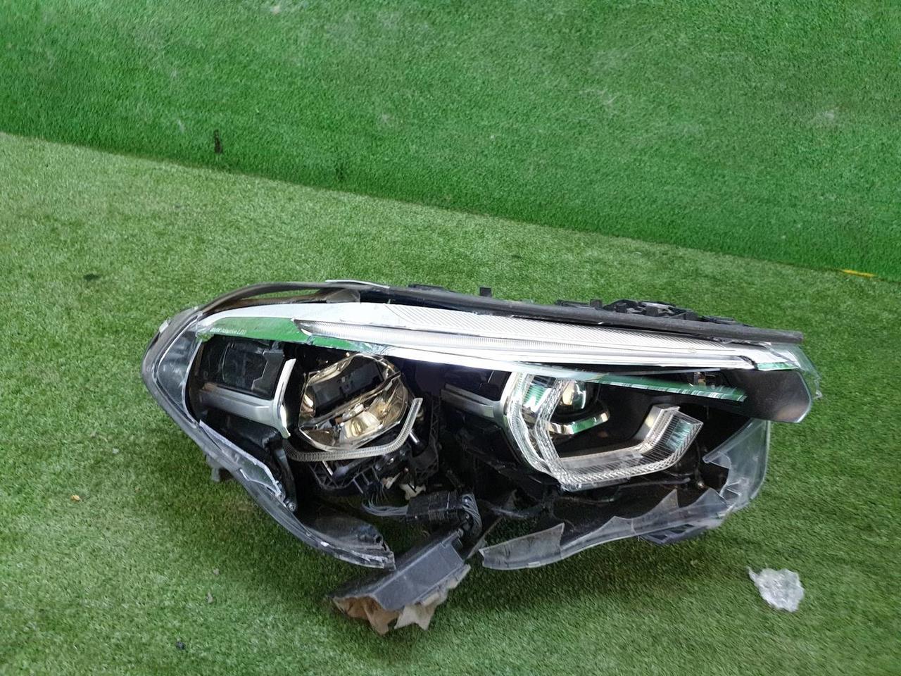 Битая Фара правая BMW X3 G01, X4 G02 (2017-2021) Adaptive LED