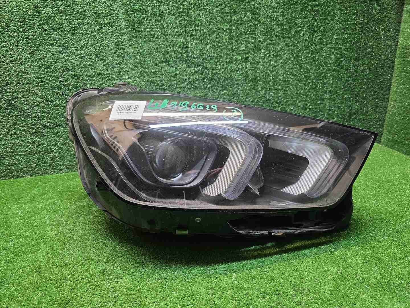 Фара правая Mercedes GLE V167 (2018-2024) LED