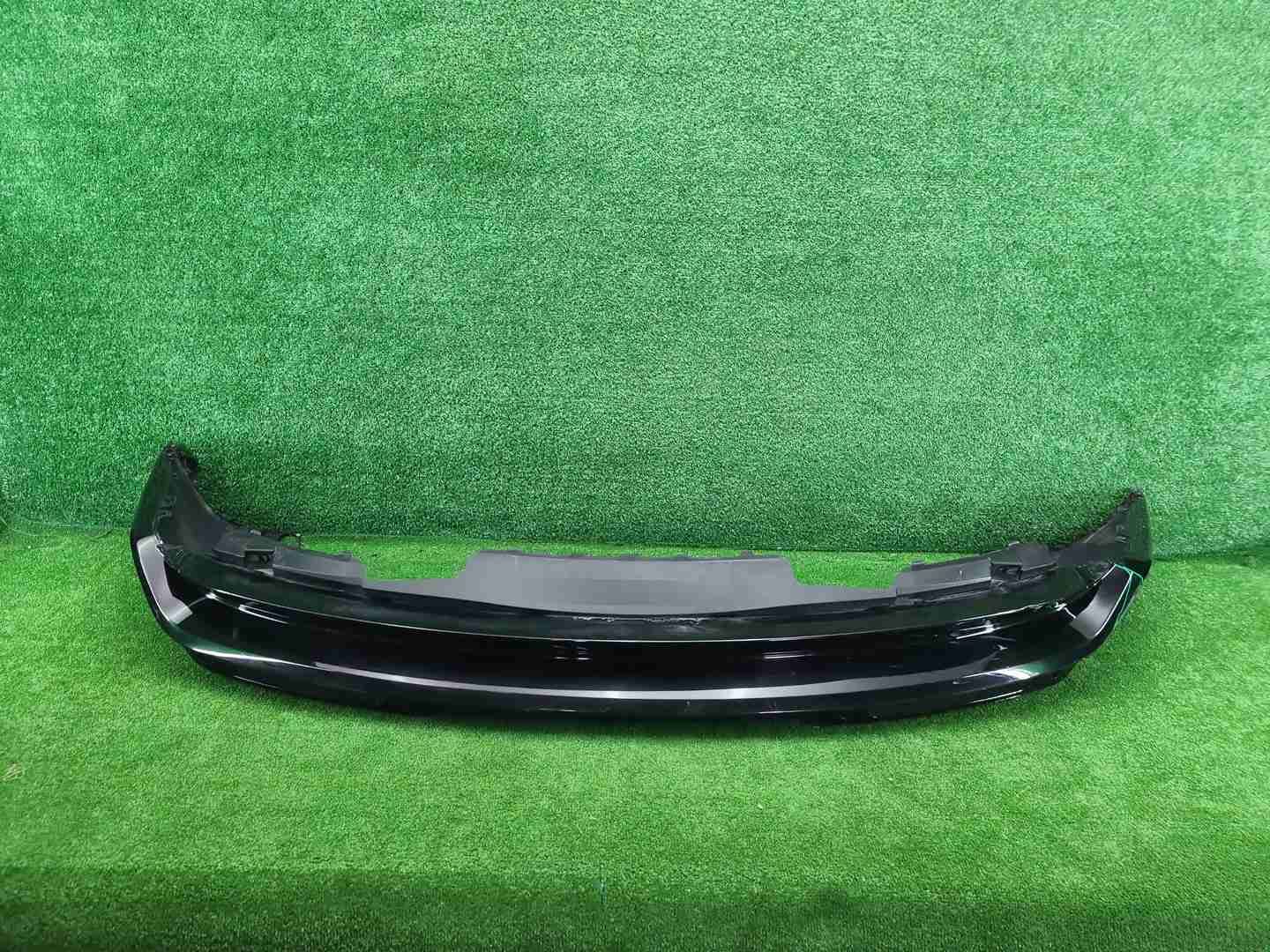 Бампер задний Range Rover Vogue 5 L460 (2021-н.в.)