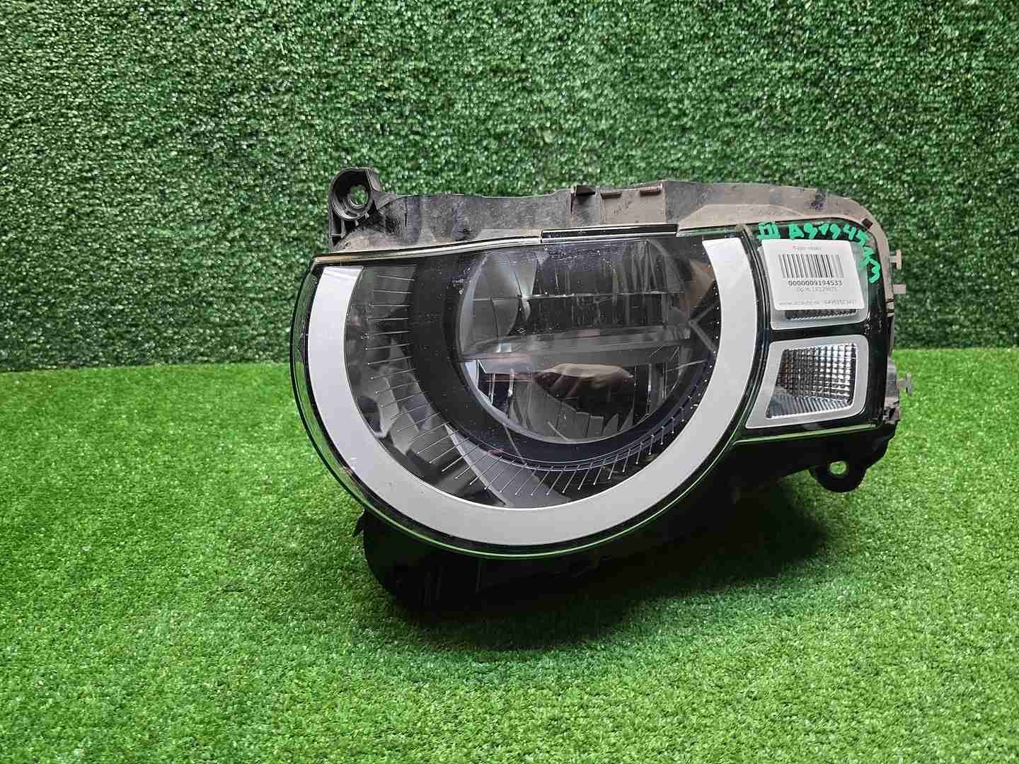 Фара левая LR Defender 2 L663 (2019-н.в.) LED