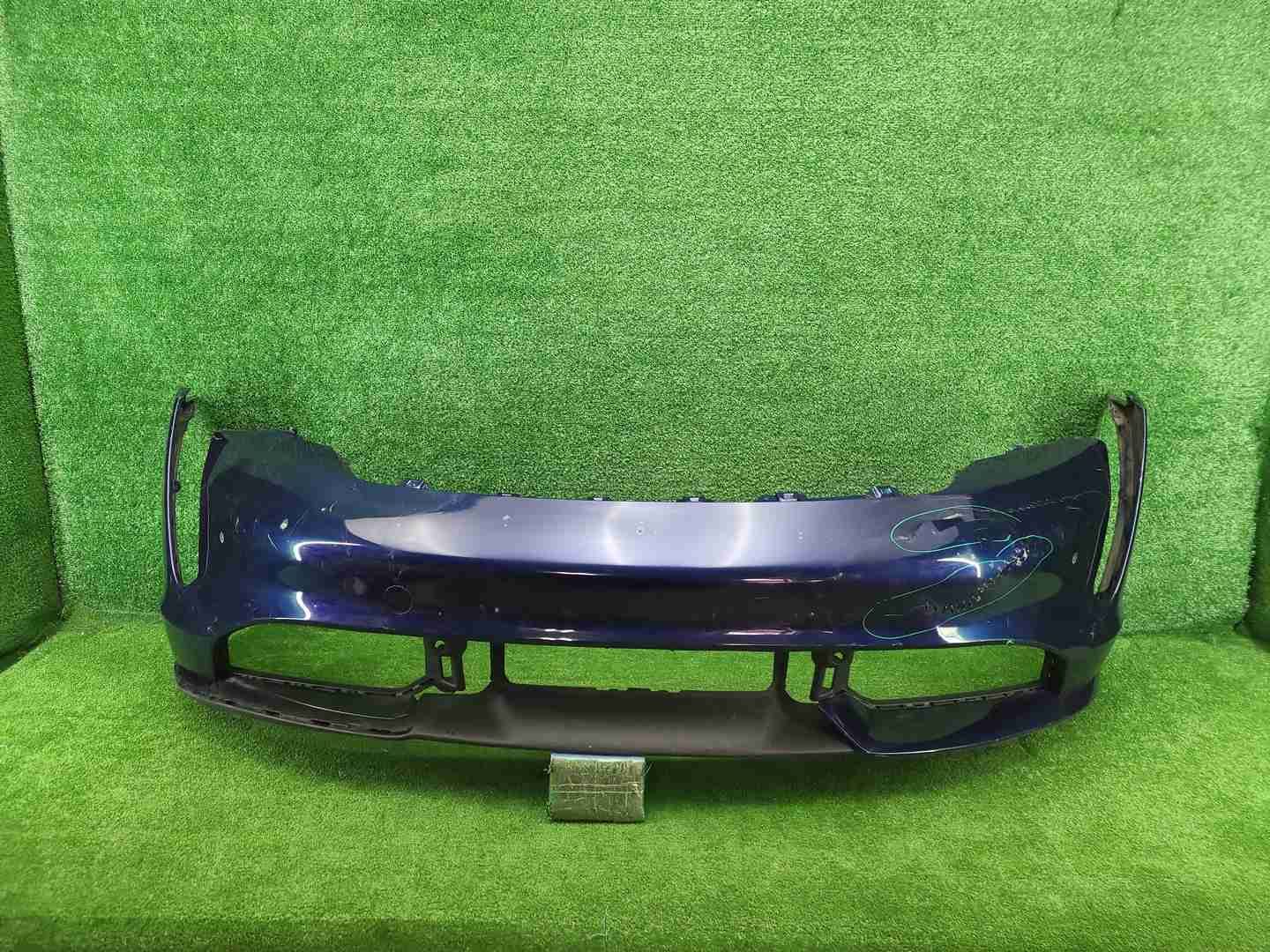 Бампер передний Porsche Taycan (2019-2024)