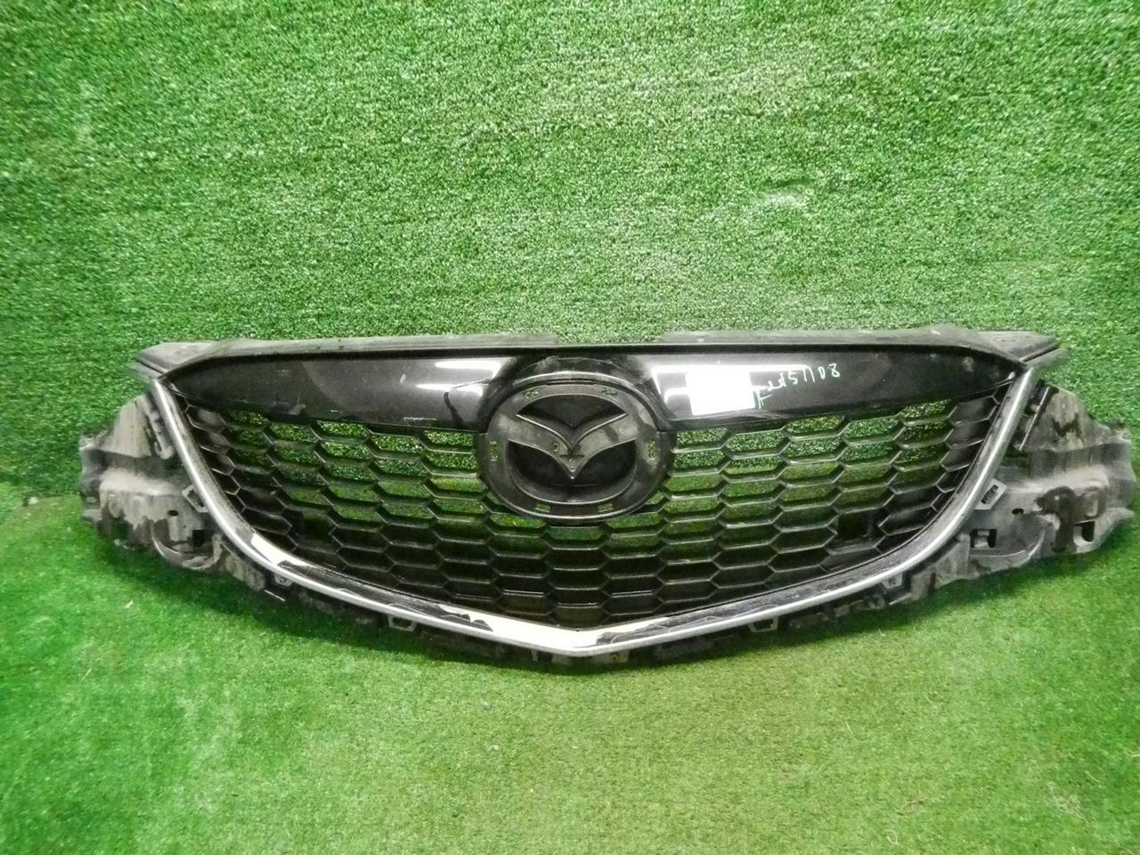 Решетка радиатора Mazda CX-5 (2011-2015)
