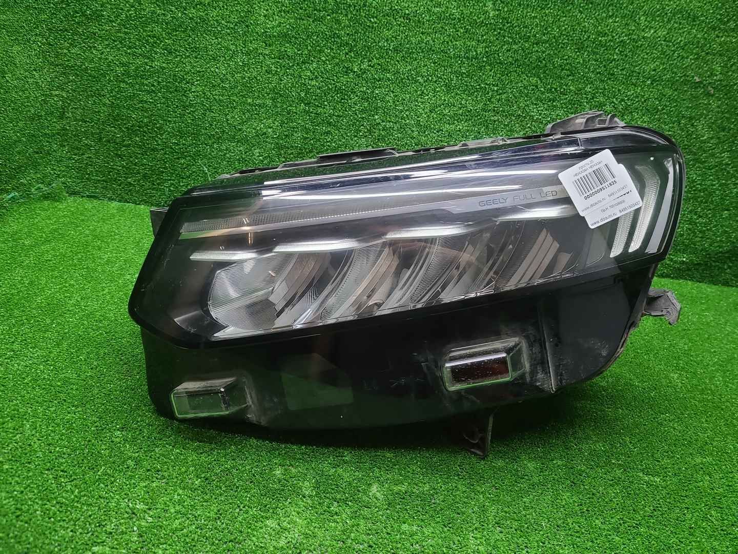 Фара левая Geely Tugella (2019-2024) LED