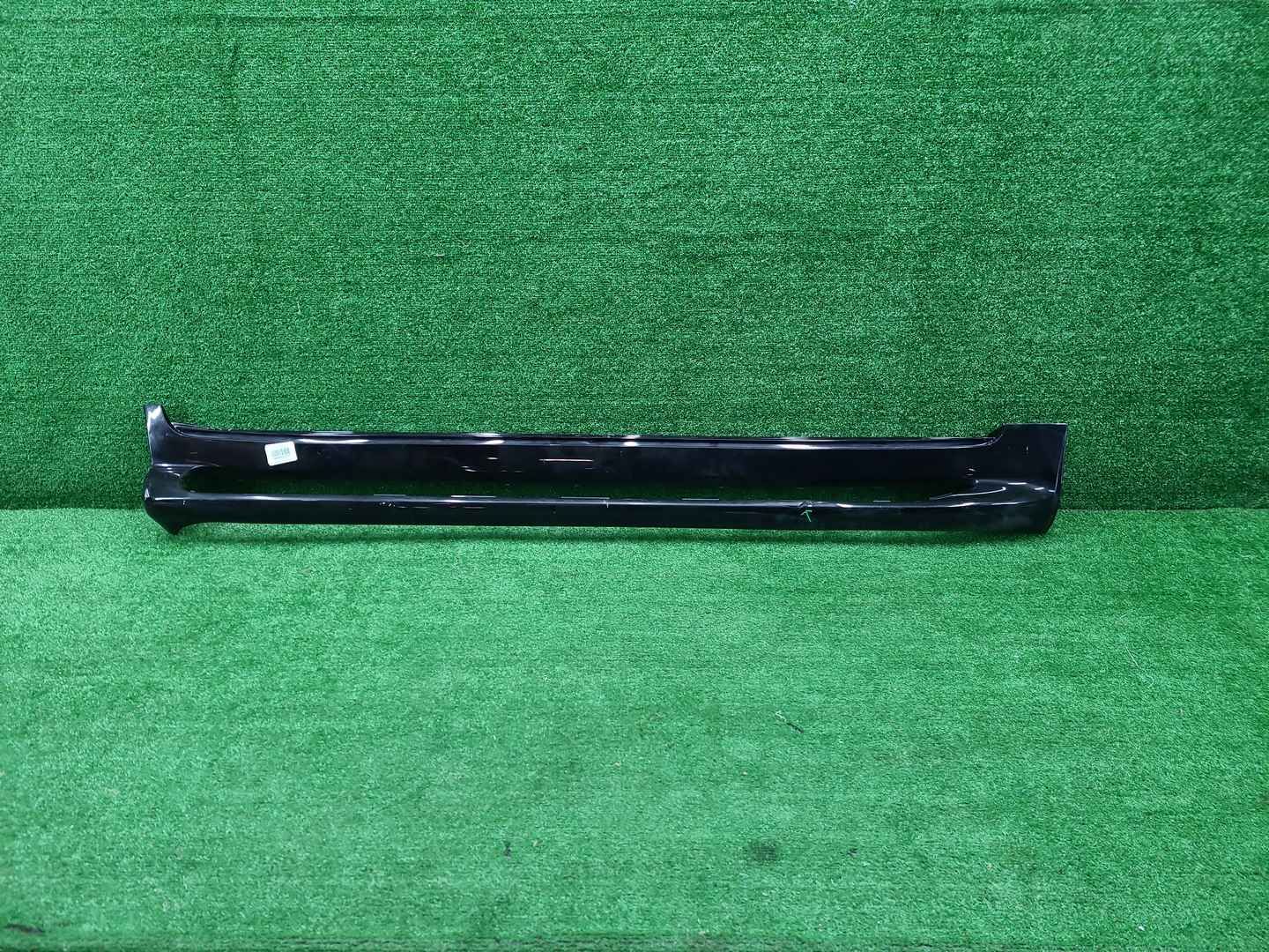 Накладка порога правая Land Cruiser 200 (15-21)