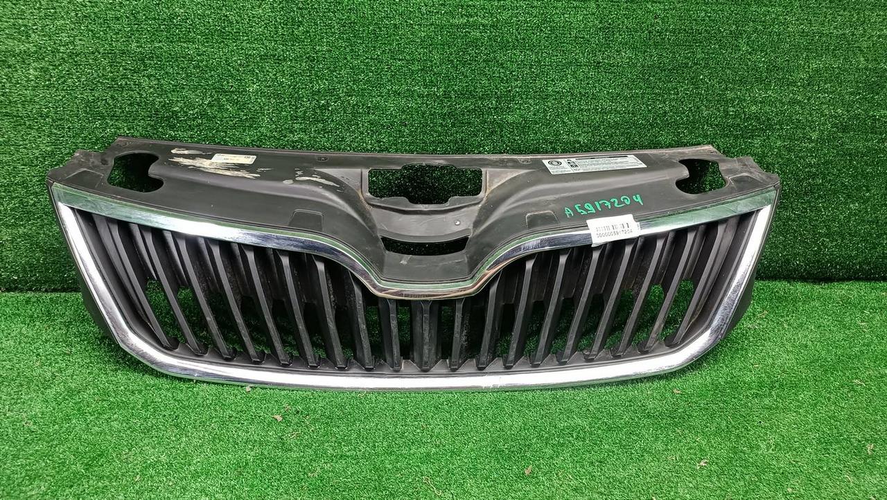 Решетка радиатора Skoda Rapid 1 (2012-2020)