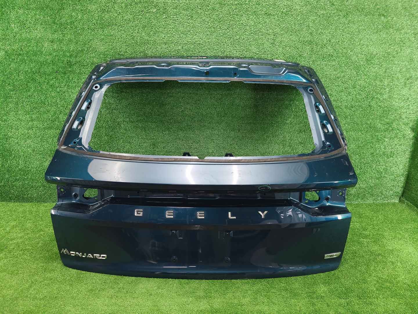 Крышка багажника Geely Monjaro (2021-н.в.)