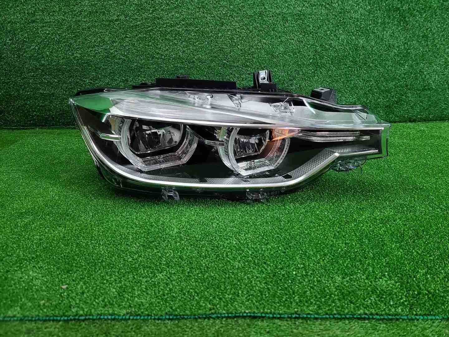 Фара правая BMW 3er F30 (2015-2020) LED