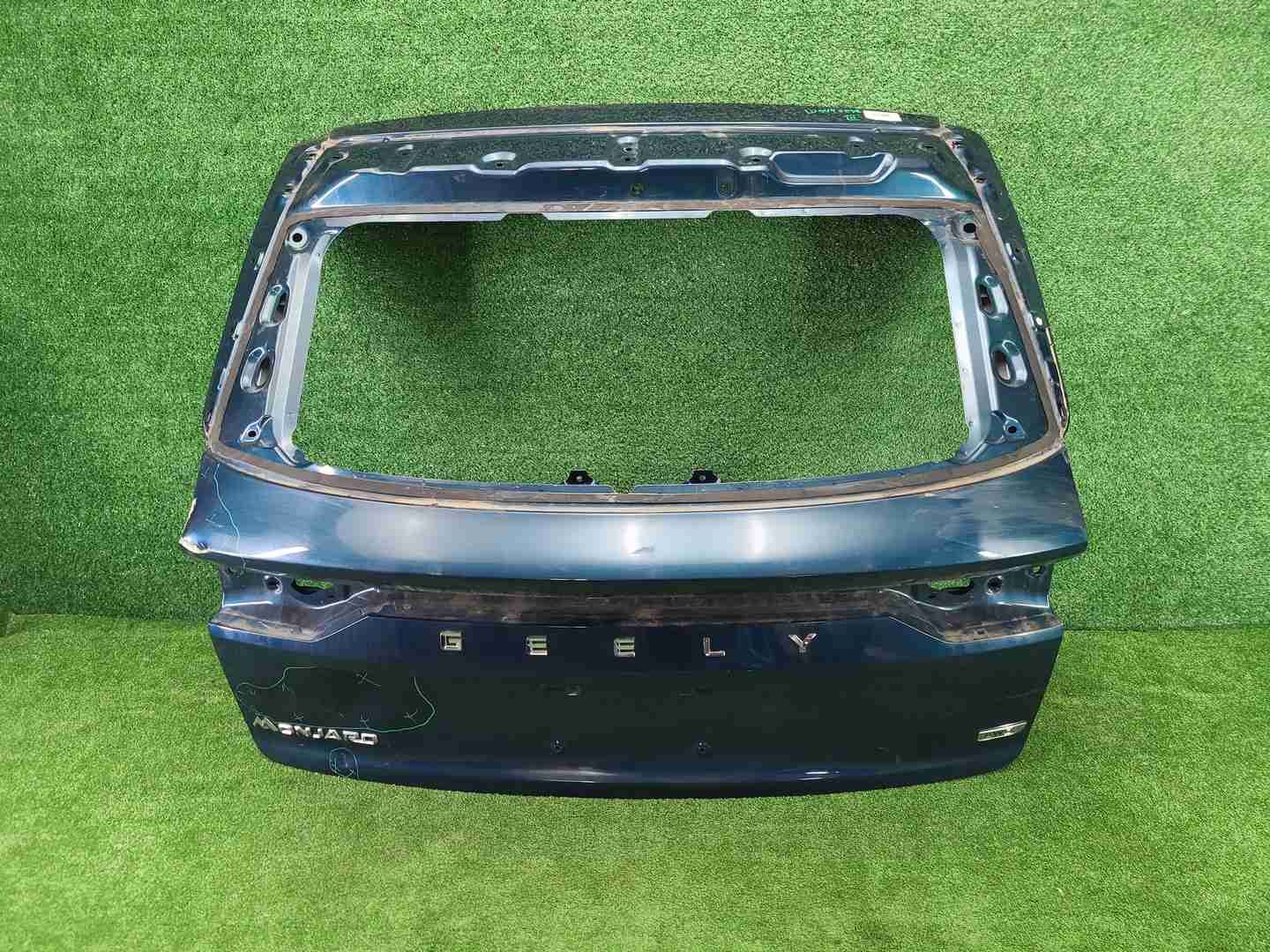 Крышка багажника Geely Monjaro (2021-н.в.)