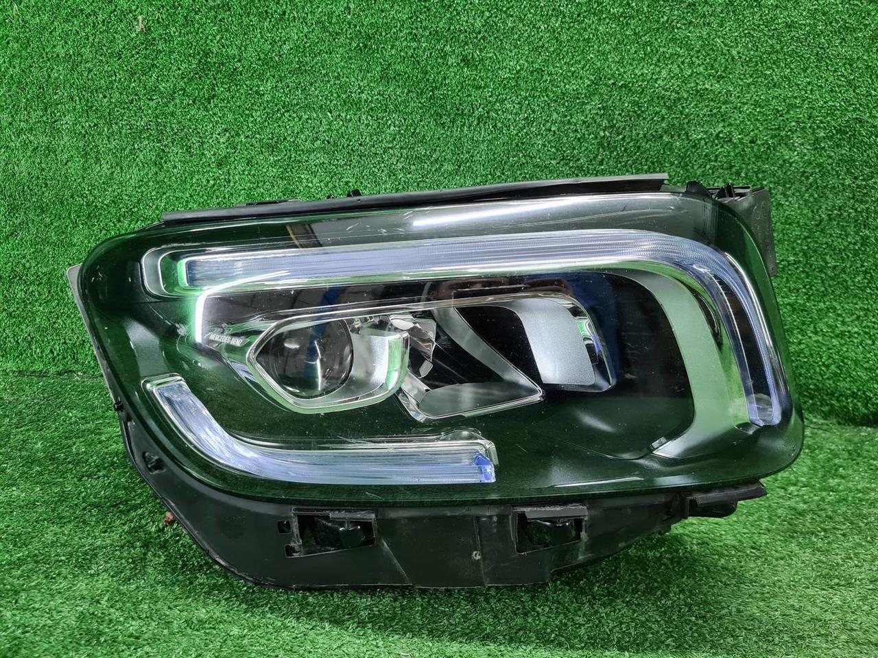 Фара правая Mercedes GLB X247 (2019-2023) LED
