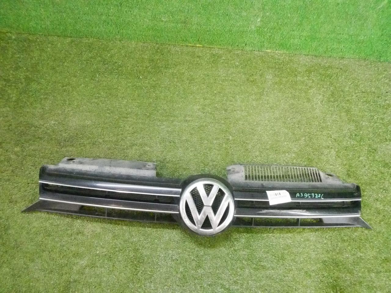 Решетка радиатора Golf 6 (2008-2012)