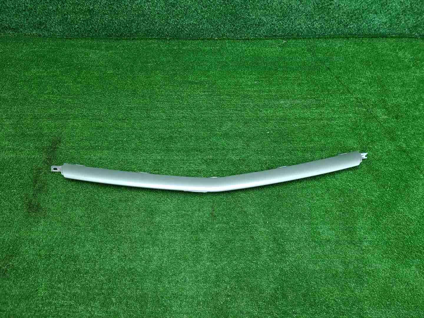 Накладка решетки радиатора Geely Coolray (19-23)
