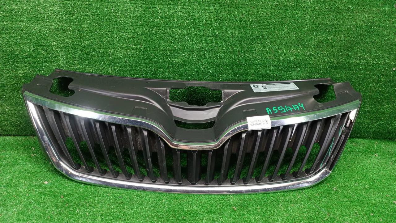 Решетка радиатора Skoda Rapid 1 (2012-2020)