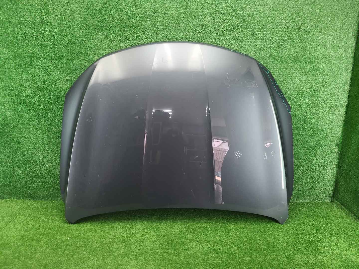 Капот Geely Tugella (2019-2024)