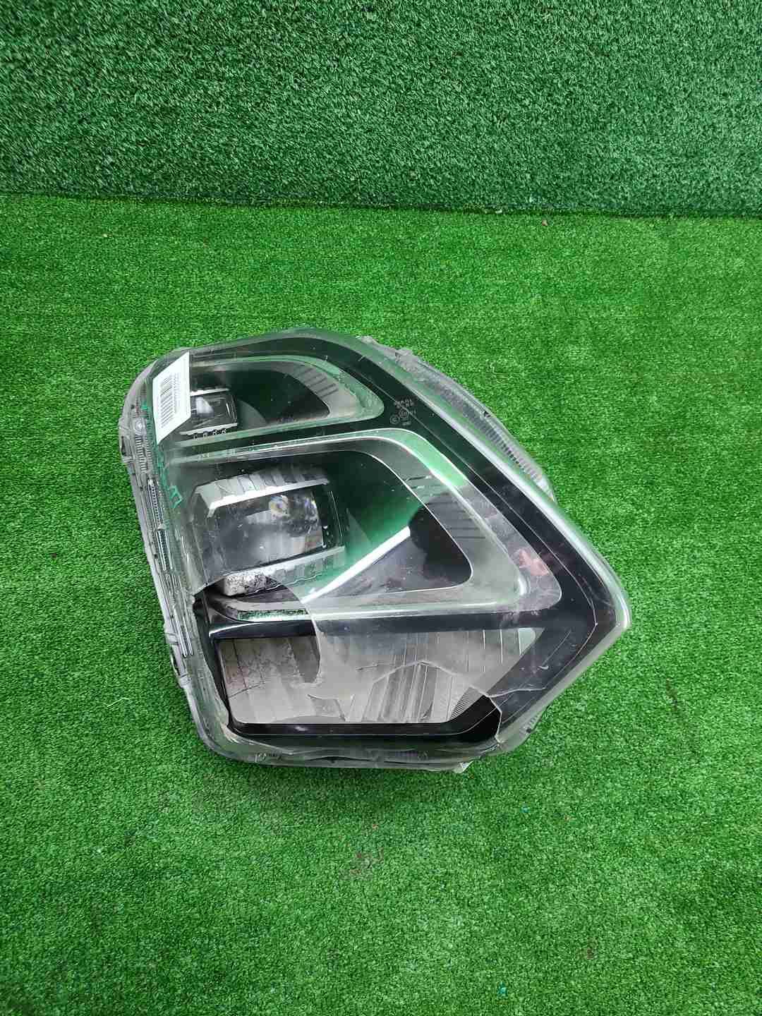 Фара правая Omoda C5 (2022-2025) LED