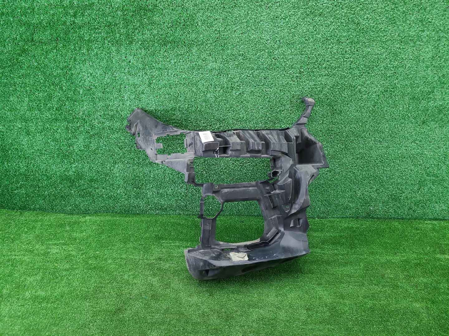 Кронштейн перед. бампера BMW X6 G06 19-23 M-paket
