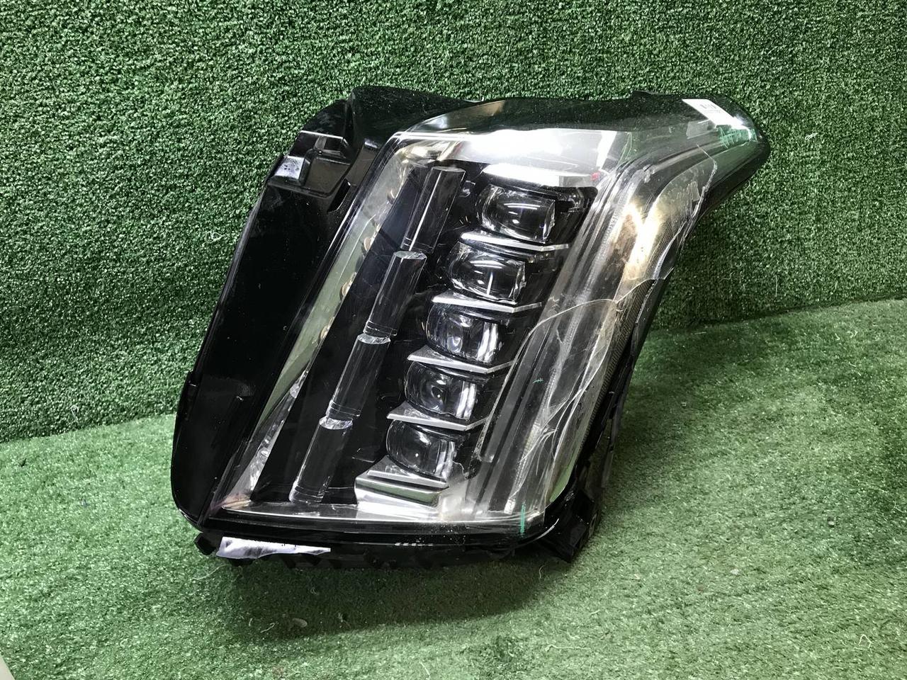 Фара левая Cadillac Escalade 4 (14-20) LED