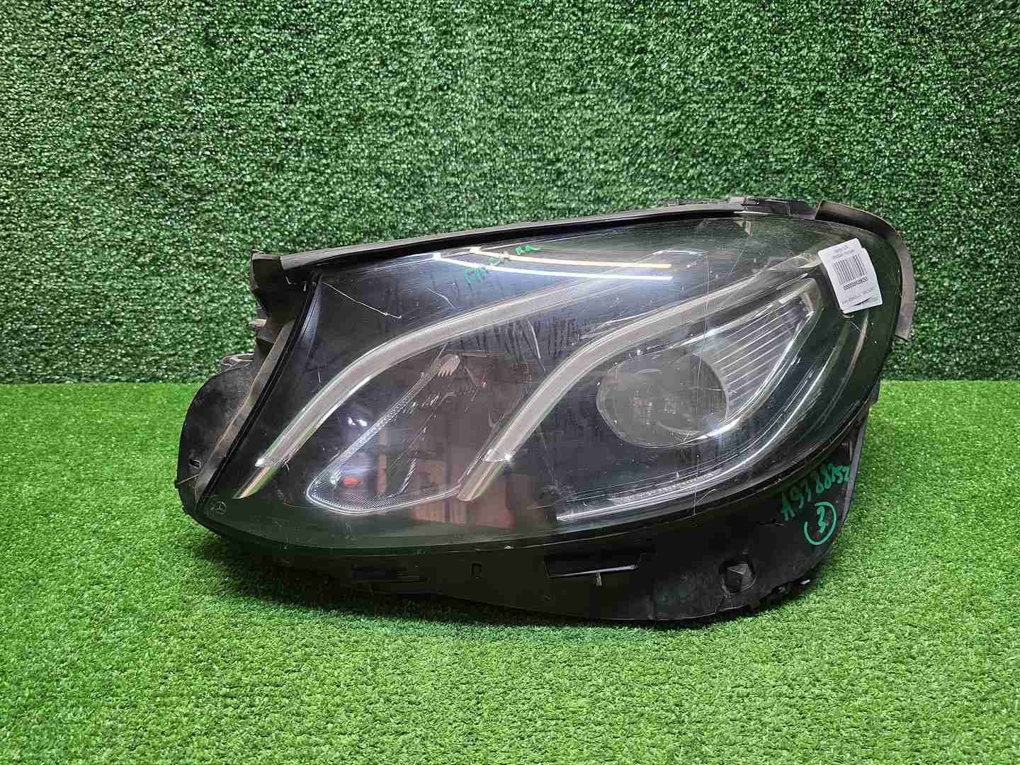 Фара левая Mercedes E W213 (2016-2021) LED