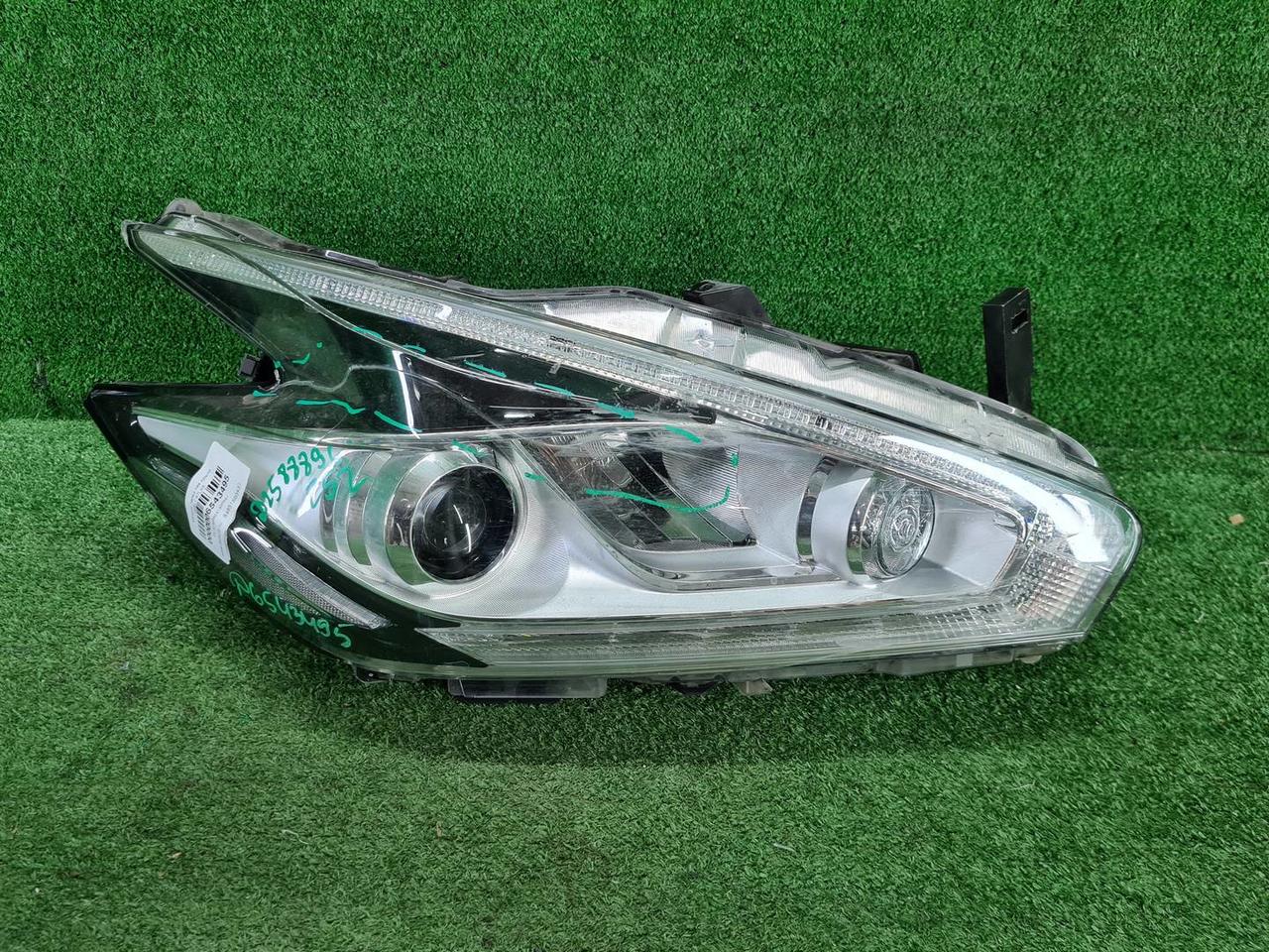 Фара правая Nissan Murano Z52 (2014-2022) LED