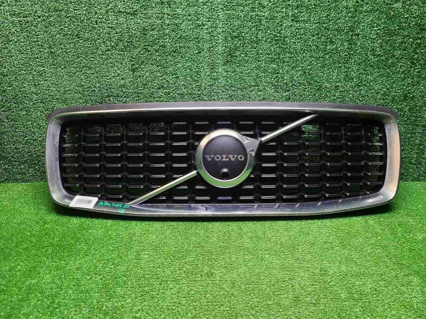 Решетка радиатора Volvo XC90 2 (19-24) R-Design