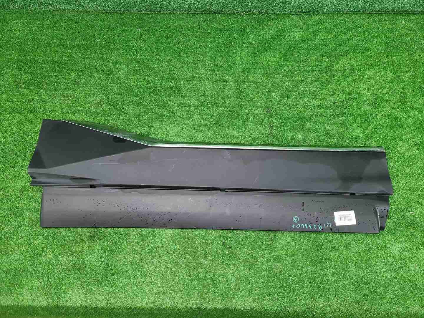 Накладка двери передняя левая GAC GS8 2 (21-нв)