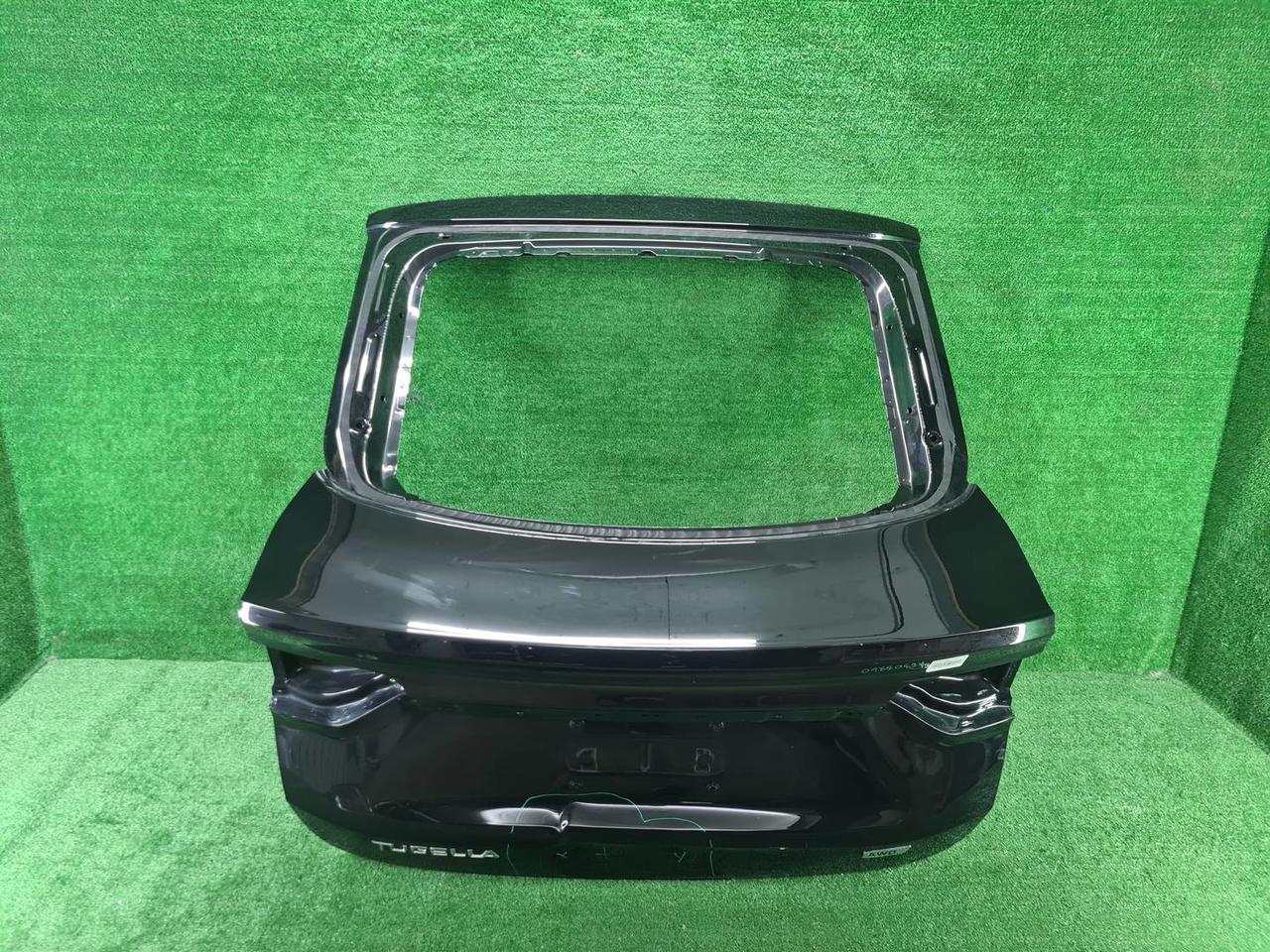 Крышка багажника Geely Tugella (2019-н.в.)