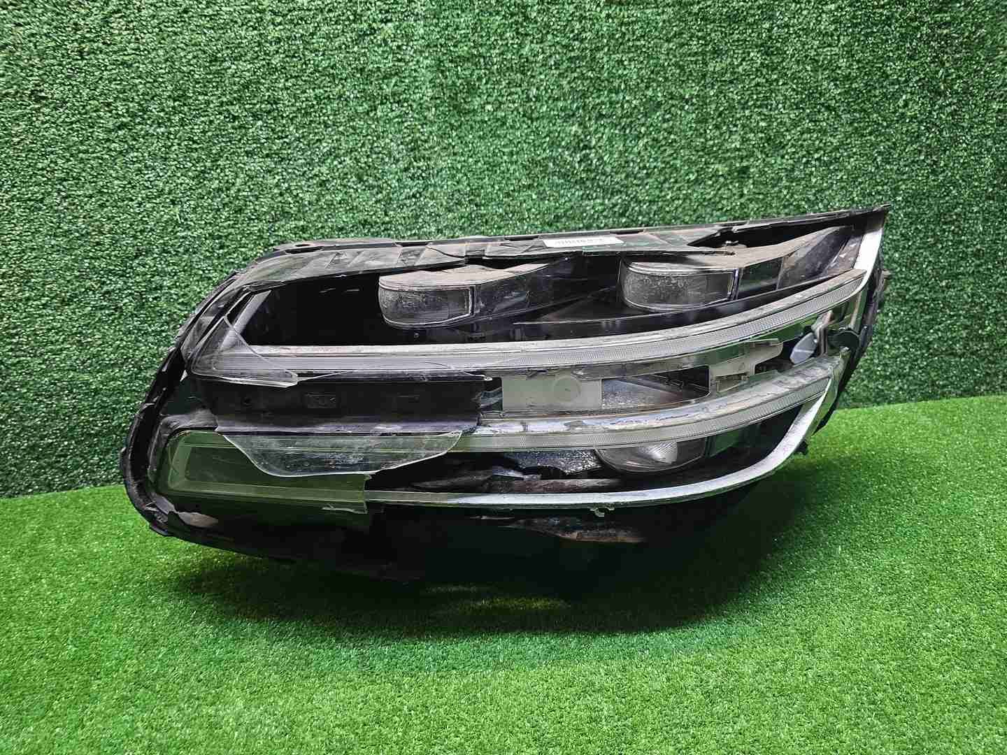 Битая Фара левая Genesis GV80 (2020-2023) LED