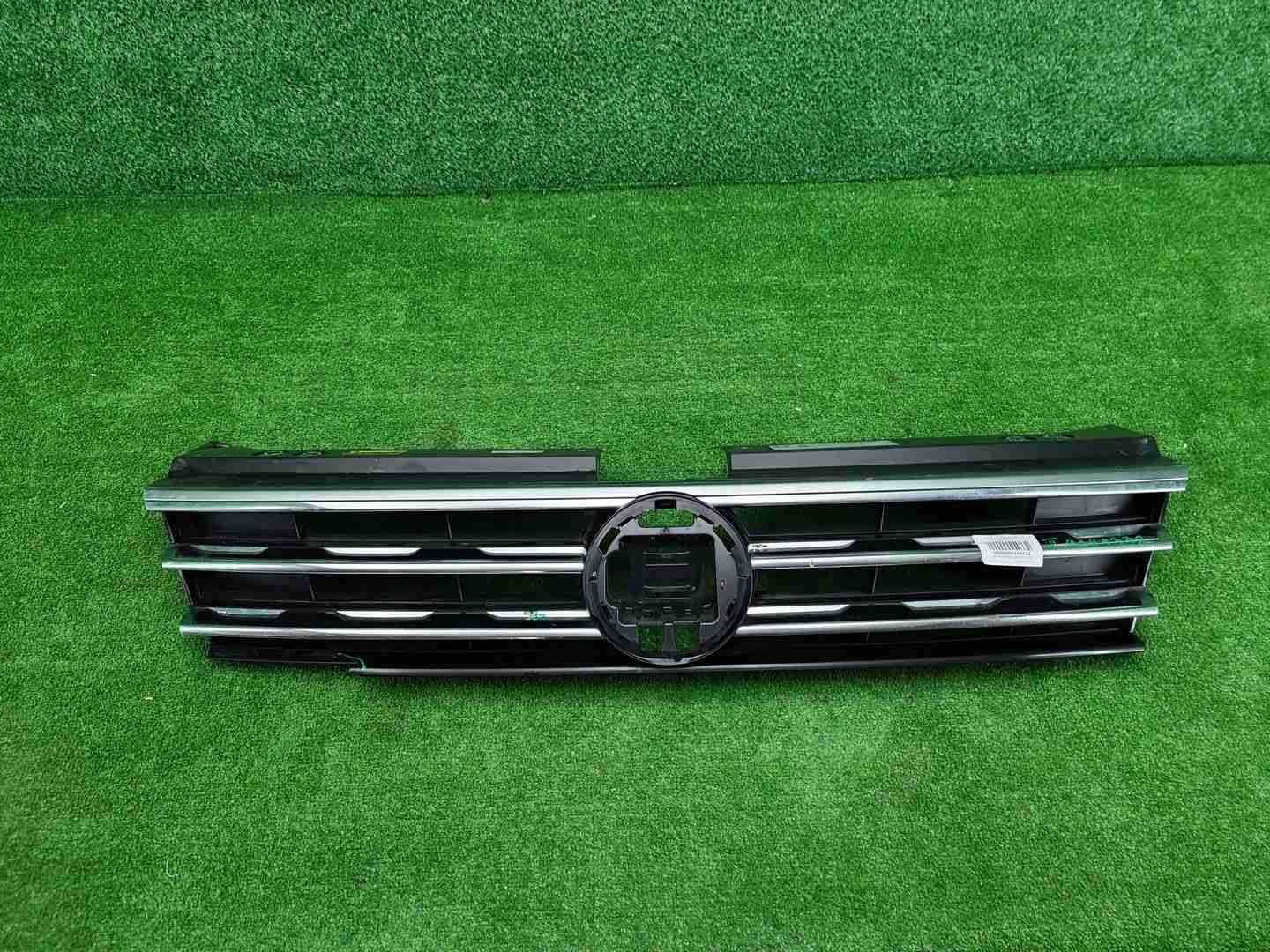 Решетка радиатора VW Tiguan 2 (2016-2020)