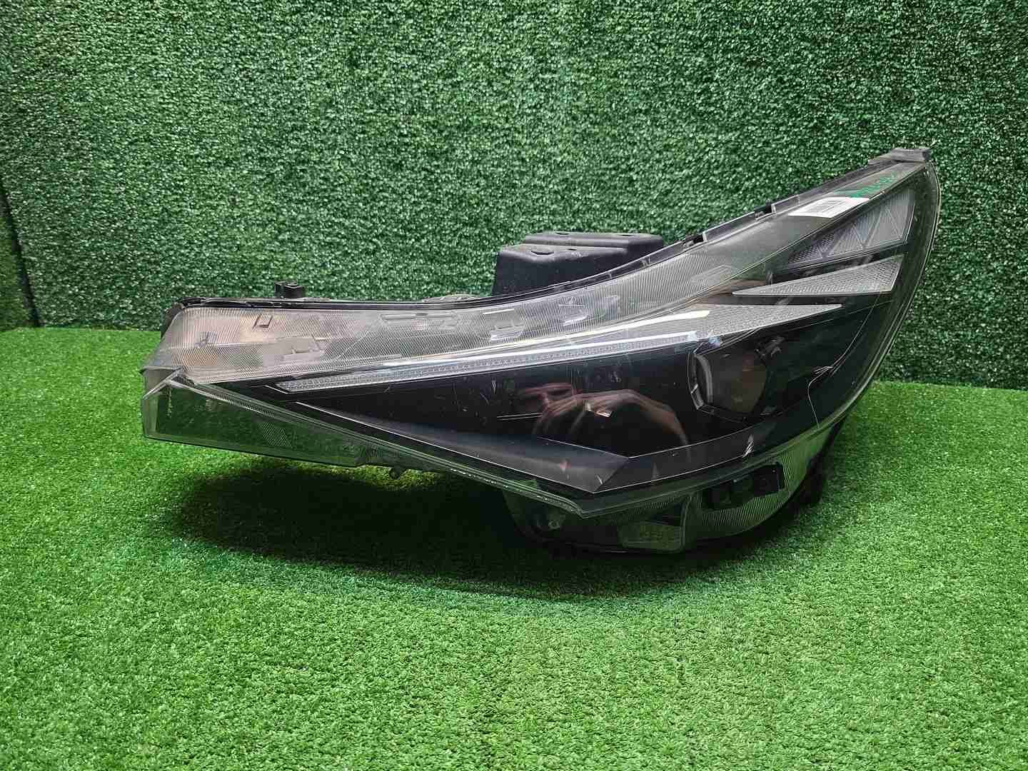 Фара левая Hyundai Elantra 7 CN7 (20-23) LED