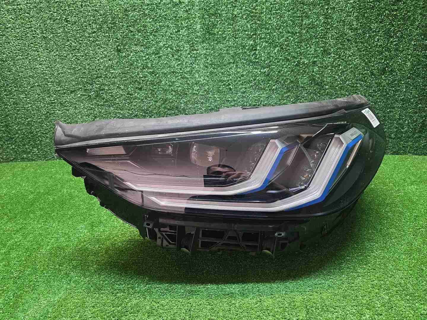 Фара левая BMW X3 G45 G48 (2024-н.в.) LED