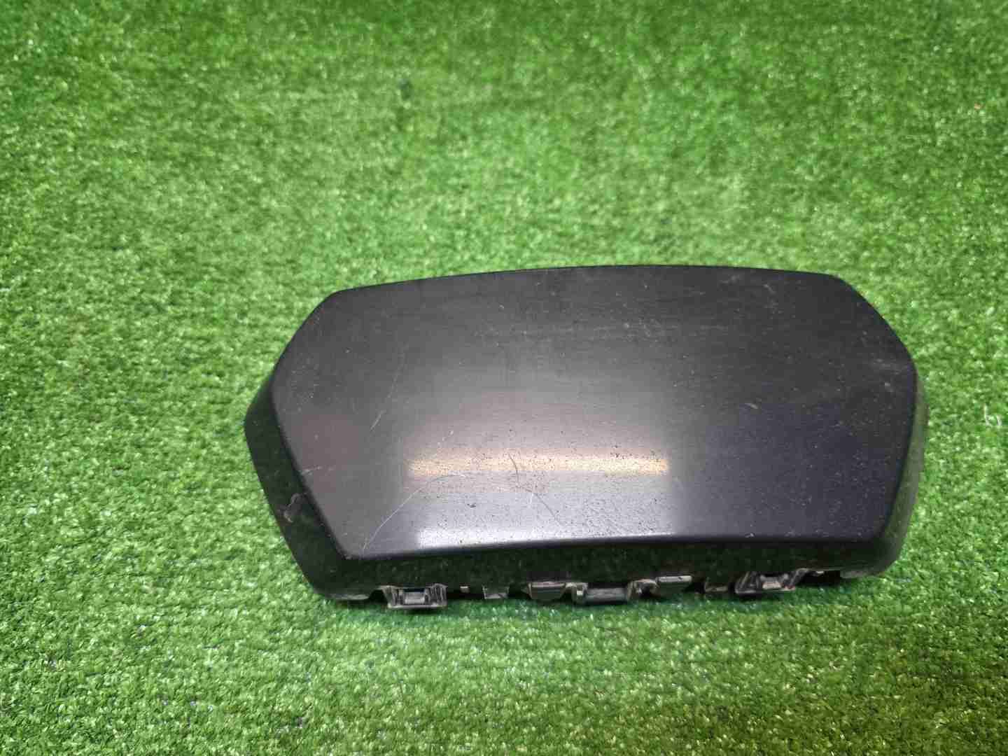 Накладка радарного датчика BMW X7 G07 (2022-н.в.)